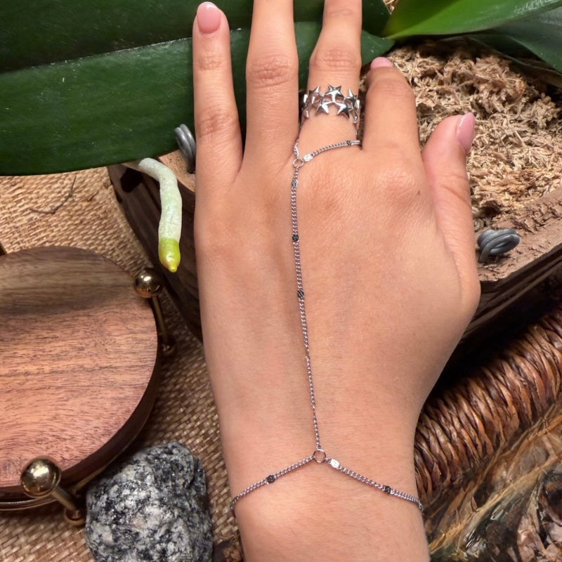 Ori Hand Chain