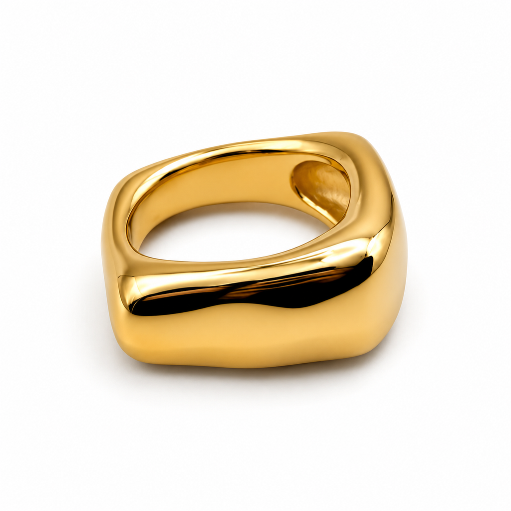 Santy Gold Ring