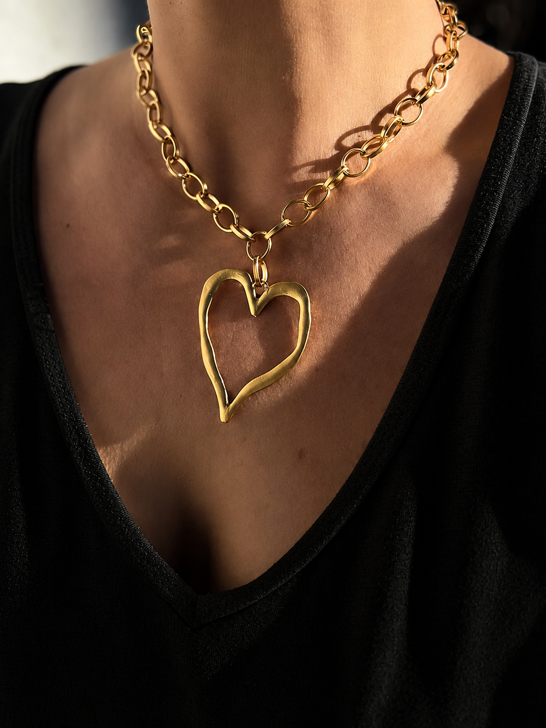 Latido Gold Necklace