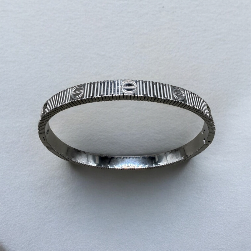 Sofía Bangle Bracelet