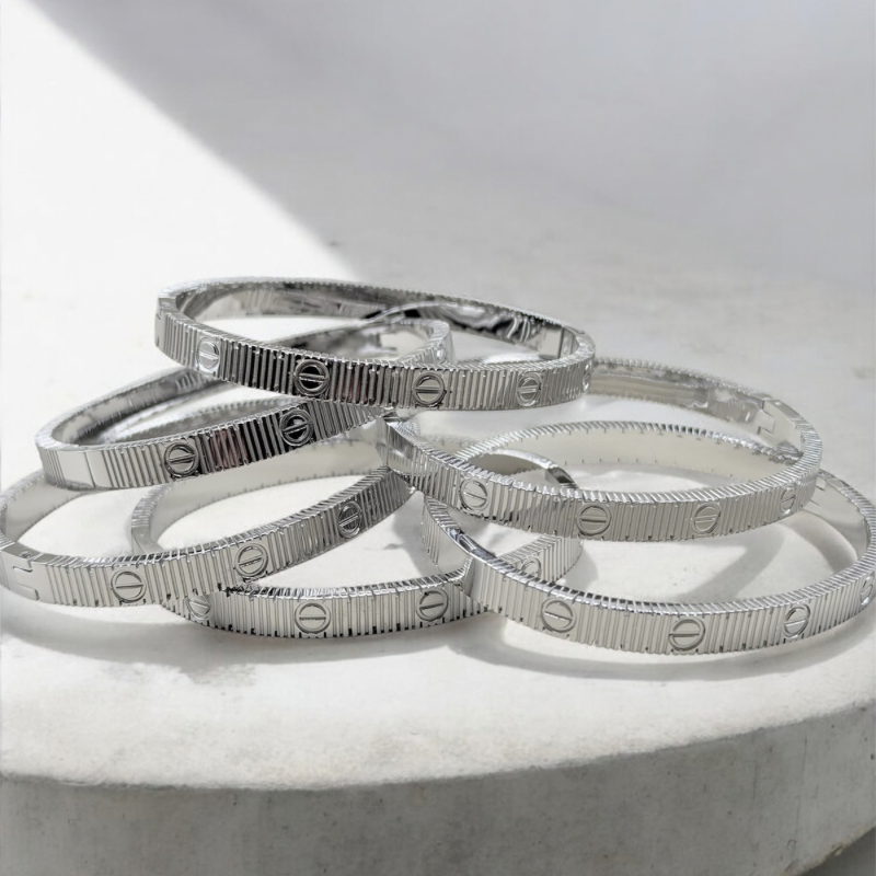 Sofía Bangle Bracelet