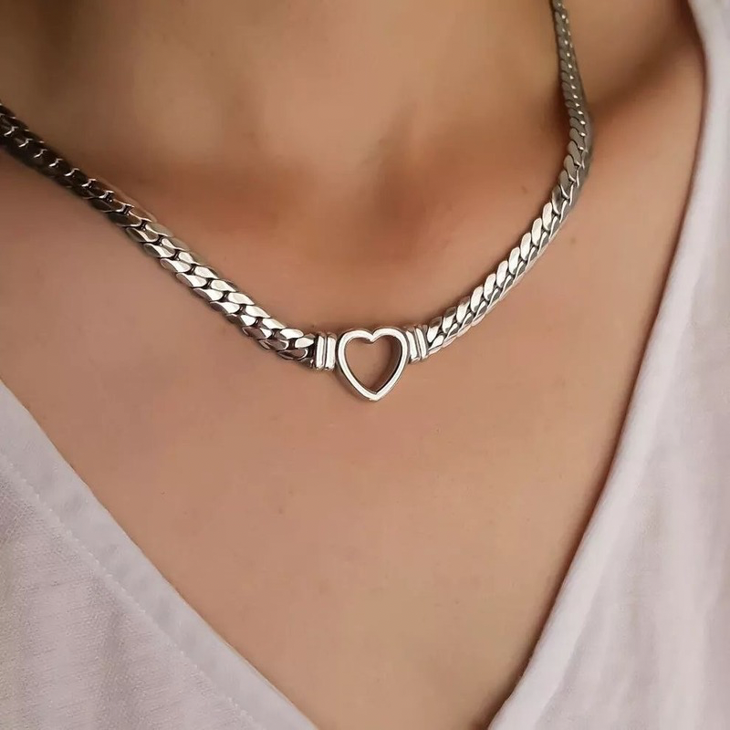 Valentina Necklace